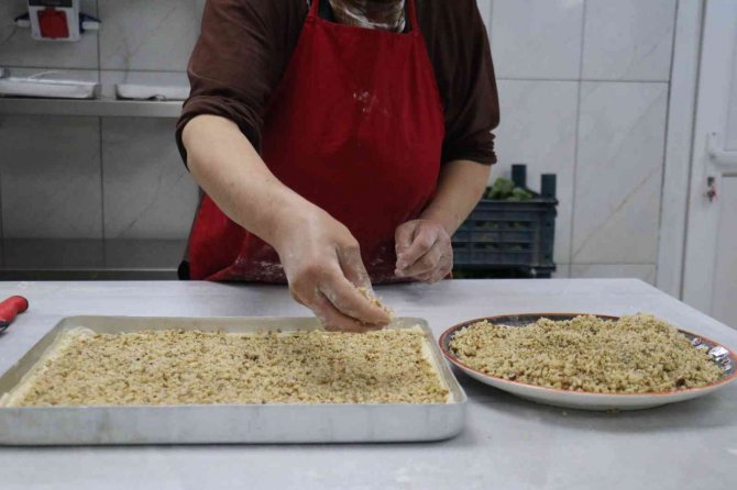 Ev Baklavasında Bayram Yoğunluğu