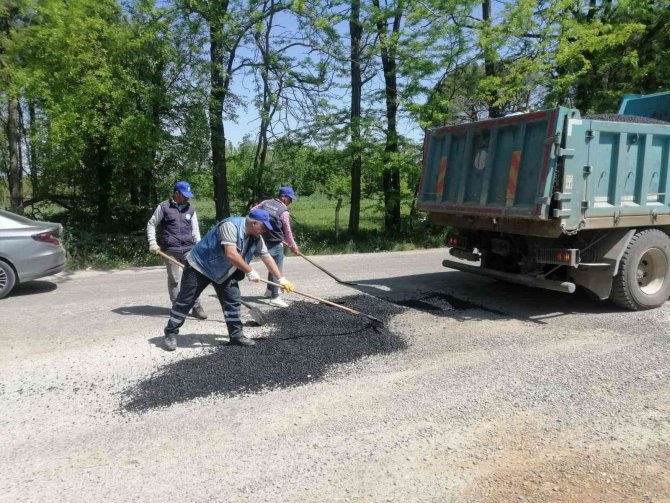 Manisa’da Bin 642 Kilometrelik Yolda Bakım Yapıldı