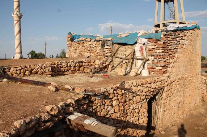 Pkk Katliamından Kurtulan Aile Fertleri 35 Yıl Önceki Vahşeti Anlattı