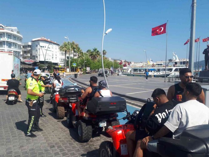 Marmaris’te Trafik Ekiplerinin Denetimleri Sonuç Verdi