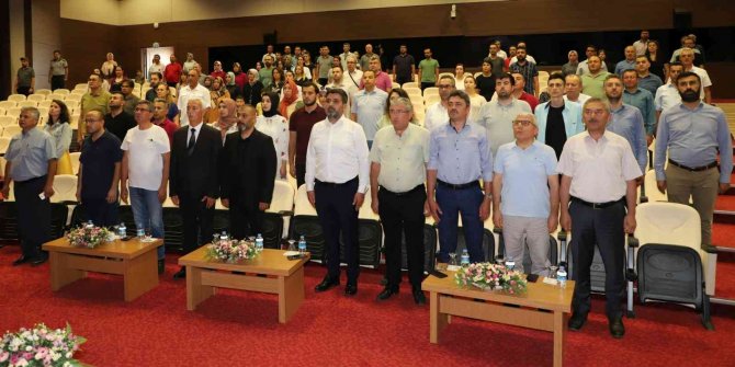 Nevü’de ‘Milli Birlik Ve İ̇radenin Bir Yansıması 15 Temmuz’ Konulu Konferans Düzenlendi