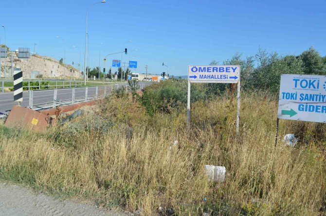 Tavşanlı Ömerbey Mahallesi Halkı Ulaşımdan Şikayetçi