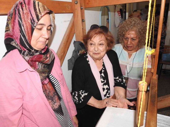 Osmanlı Geleneği Manisa’da 25 Tezgahta Yaşatılıyor