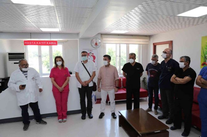 Denizli Cerrahi Hastanesi, Görevi Başında Öldürülen Dr. Ekrem Karakaya’yı Andı