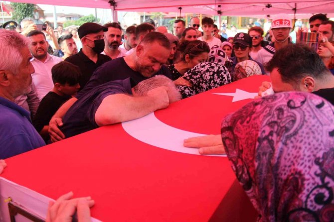 Pençe-kilit Şehidi Son Yolculuğuna Uğurlandı