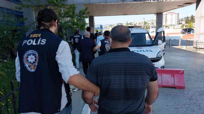 Siber Polisinden Çocuk Pornosu Operasyonu: 4 Gözaltı