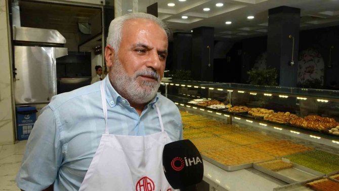 Kurban Bayramı’nı 24 Şubesi Ve 30 Ton Tatlıyla Karşılıyor