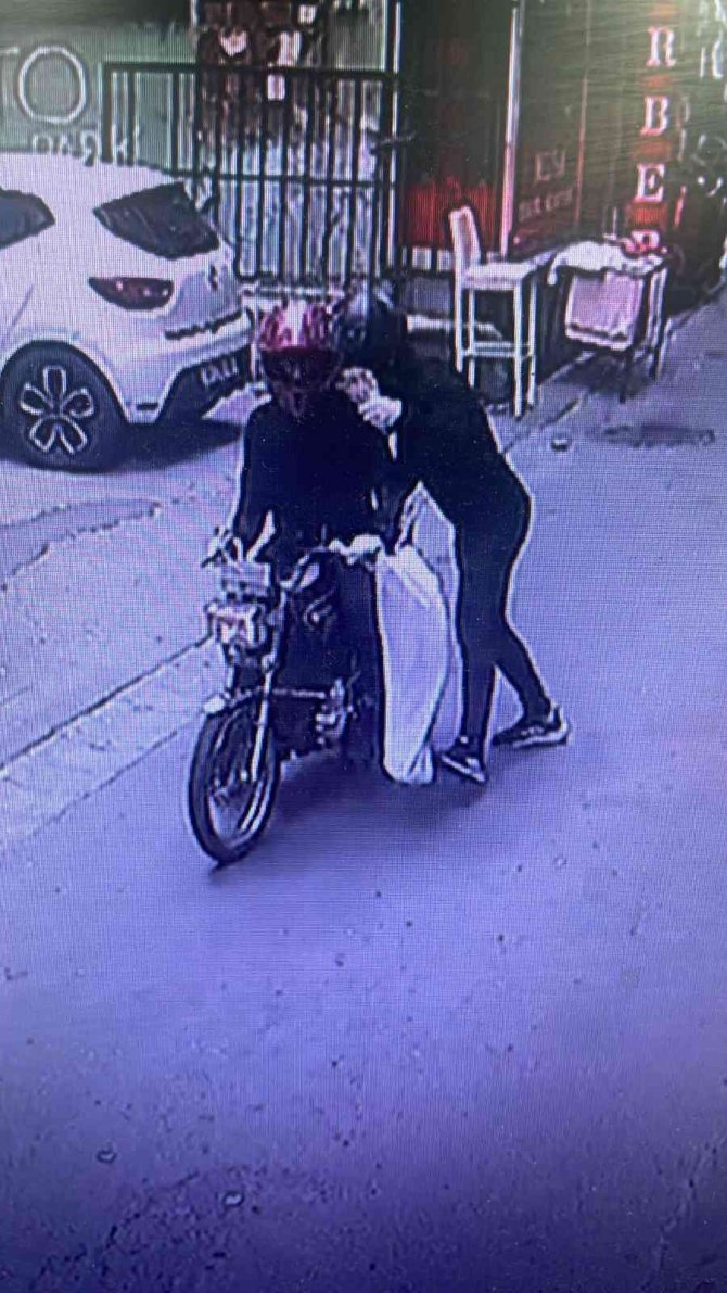 Kağıthane’de Kuyumcu Soygunu: 1 Yaralı
