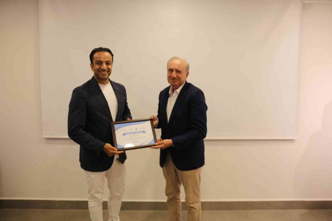 Yılın En İyi Futbol Akademisi Paris Saint-germain Academy