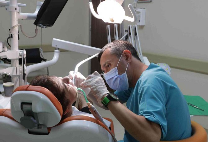 Bayramda Diş Çürümesine Karşı ’Peynir’ Önerisi