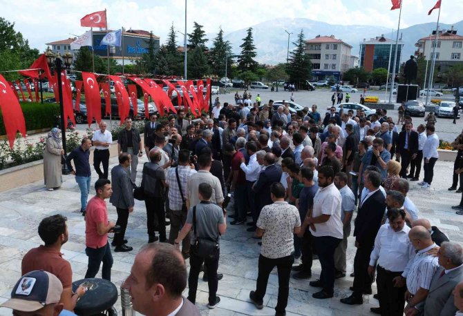 Binali Yıldırım Memleketi Erzincan’da Bayramlaşma Programına Katıldı