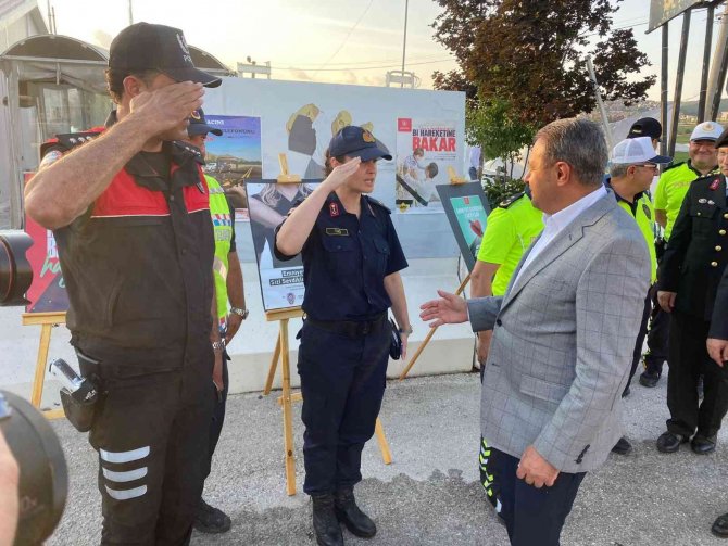 Vali Şıldak, Sürücülerle Hem Bayramlaştı Hem De Uyardı