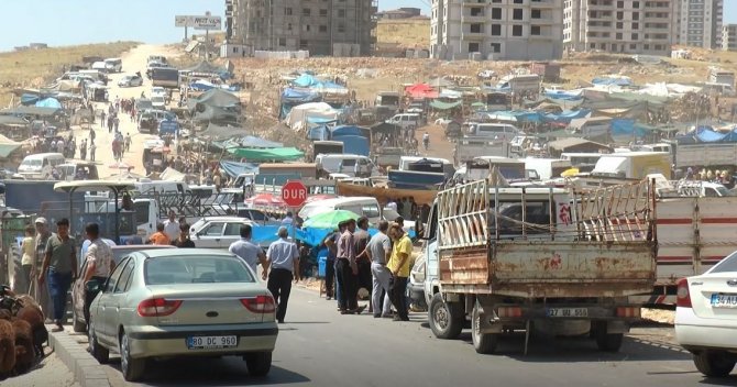 Gaziantep’teki Kurban Pazarlarında Arife Günü Yoğunluğu