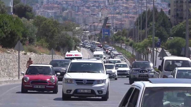 Kuşadası’nda Rezervasyon Doluluk Oranı Yüzde 90’a Ulaştı