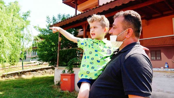 1.5 Yaşında Hareketleri Değişince Otistik Olduğu Ortaya Çıktı