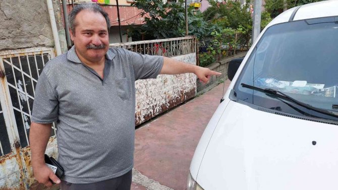 Yorgun Mermi Aracın Camına İsabet Etti