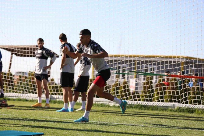Alanyaspor’un Erciyes Kampı Başladı