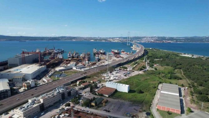 Osman Gazi Köprüsü’nde Akıcı Yoğunluk