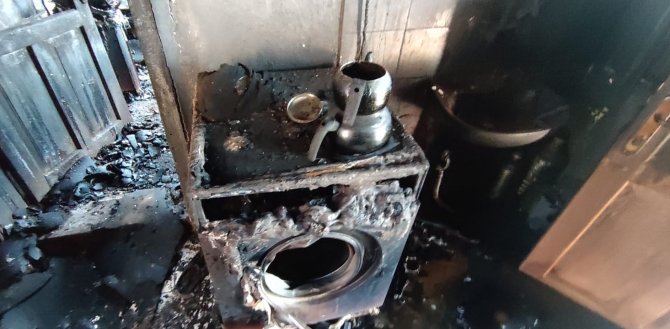 Çankırı’da Korkutan Yangın: İ̇ki Ev Kullanılamaz Hale Geldi