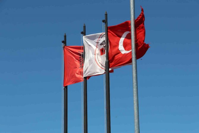 Arnavutluk-türkiye Fier Dostluk Hastanesi Hakkında Çıkan İddialar Yalanladı