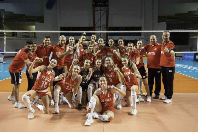 U21 Kadın Milli Takımı, Avrupa Şampiyonası’na Galibiyetle Başladı