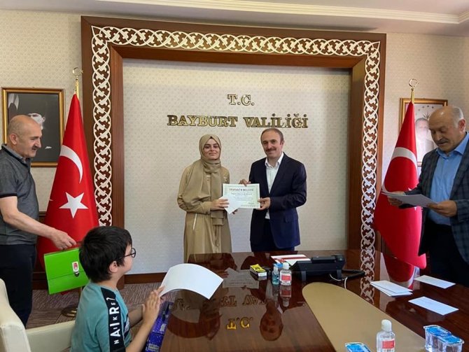 Ufka Yolculuk Yarışması Ödülleri Vali Epcim Tarafından Takdim Edildi