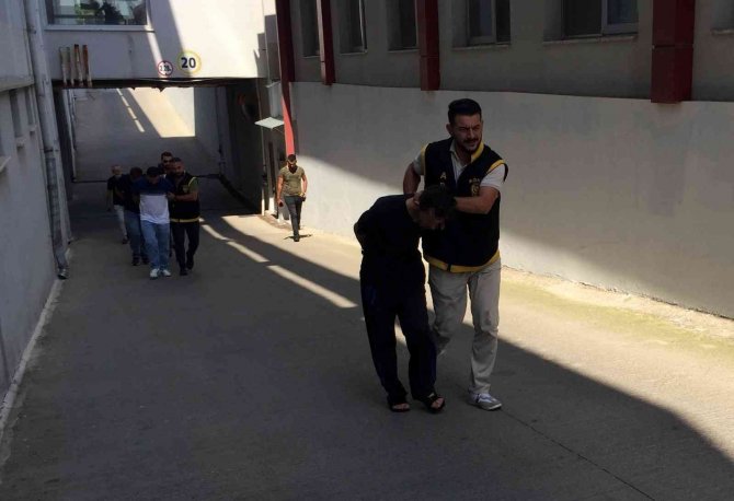 Top Oynama Yüzünden Çıkan Kavgada 4 Kişi Tutuklandı