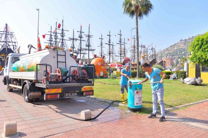 Alanya’da Bayram Boyunca 3 Bin 404 Ton Atık Toplandı