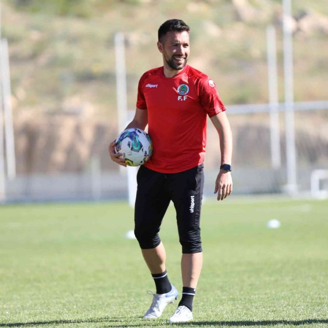 Alanyaspor, Günü Çift İdmanla Kapattı