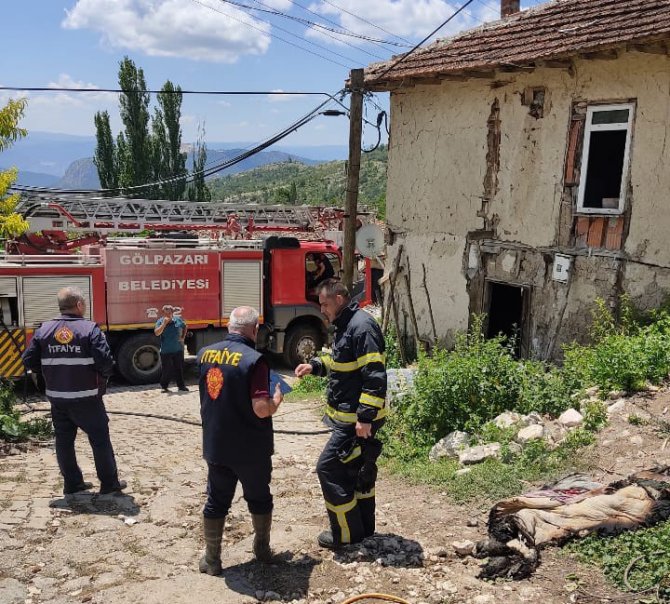 Büyük Belen Köyünde Ev Yangını