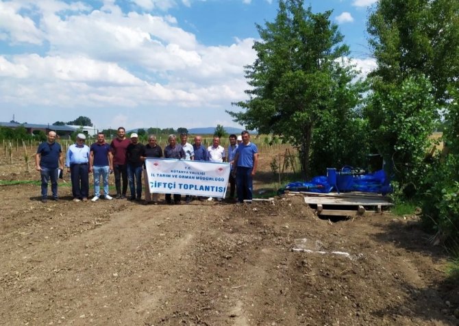 Çavdarhisar’da Çiftçi Bilgilendirme Toplantısı