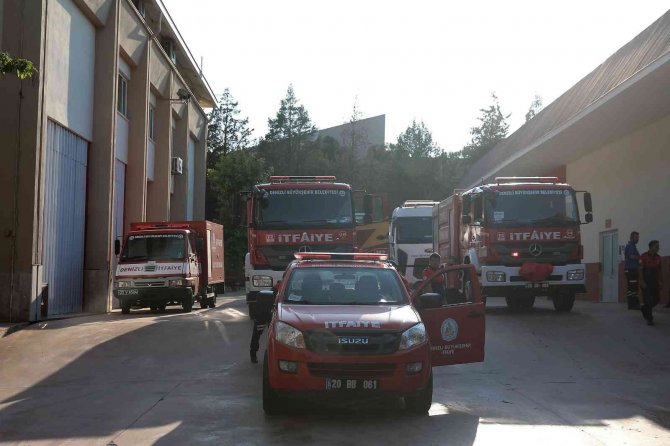 Denizli’den Datça’daki Yangına İtfaiye Sevk Edildi