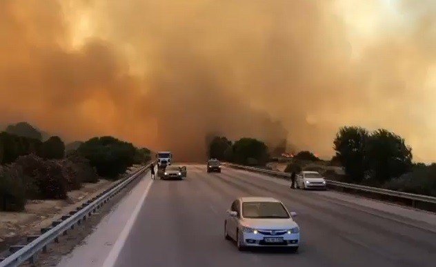 Çeşme Yangınıyla İlgili 7 Gözaltı