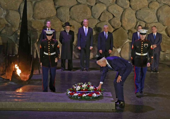 Biden, Yad Vashem Soykırım Anıtı’nı Ziyaret Etti