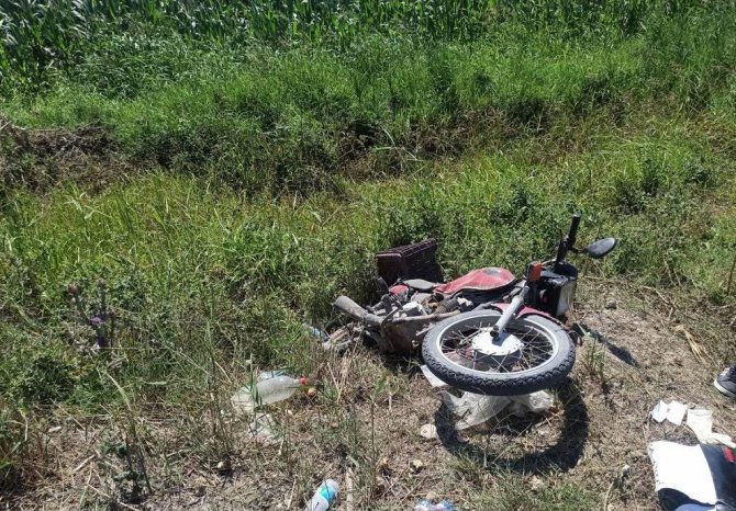 Otomobil İle Motosiklet Köprüde Çarpıştı: 2 Yaralı