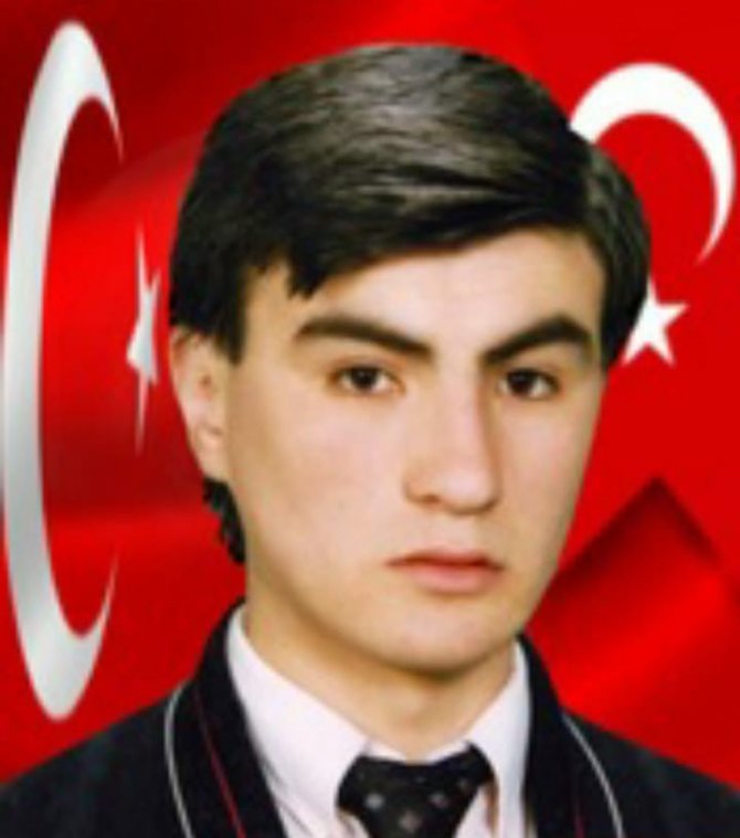 Şehit Asker Mezarı Başında Anıldı