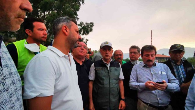 Bakan Kirişci: “Gece Görüşlü Yangın Söndürme Helikopterlerini İlk Kez Datça Yangınında Deneyeceğiz”