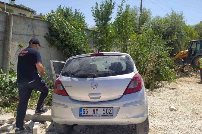 Edremit’te Trafik Kazası: 1 Yaralı
