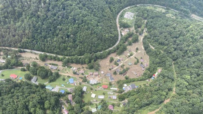 Abd’de Sel Felaketi: 44 Kişiden Haber Alınamıyor