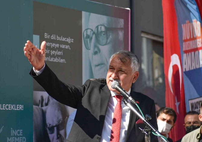 Başkan Karalar: “Halk Kütüphanesi Üzerinden Komplo Siyaseti Yapılıyor”