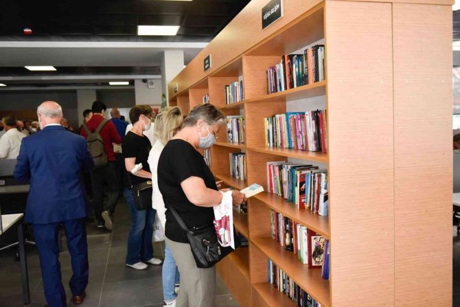 Başkan Karalar: “Halk Kütüphanesi Üzerinden Komplo Siyaseti Yapılıyor”