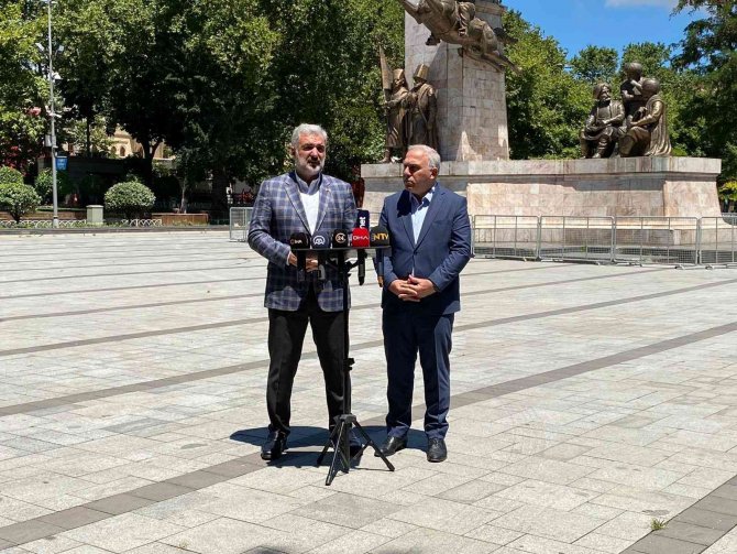 Ak Parti İ̇stanbul İ̇l Başkanı Kabaktepe: "Burada Yer Almak Demek Türk Demokrasisine Sahip Çıkmak Demektir"