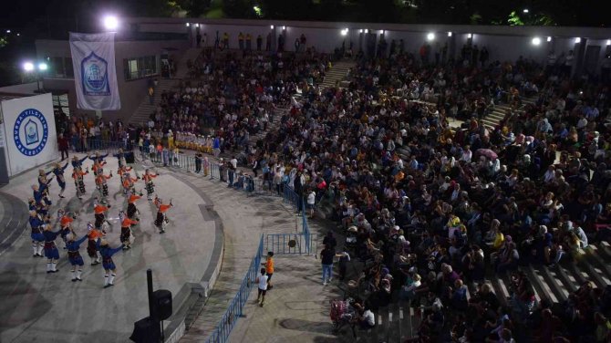 Erguvan Halk Oyunları Kursu İle Yöresel Kültürler Yıldırım’da Yaşatılıyor