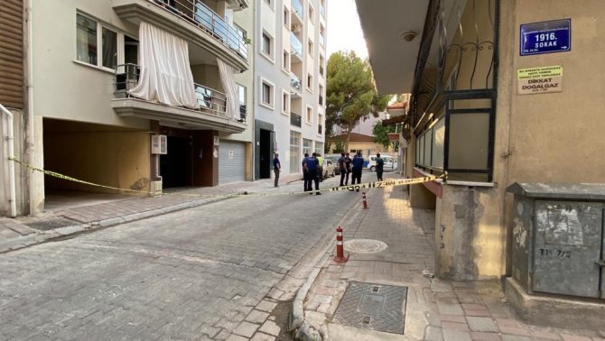 Emekli Uzman Çavuş Kız Arkadaşını Kazayla Ağır Yaraladı