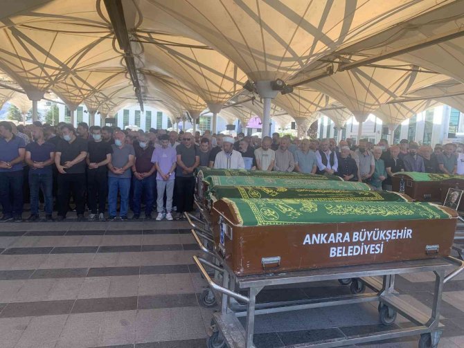 İ̇ş Yerinde Silahla Vurularak Öldürülen Kuyumcu Toprağa Verildi
