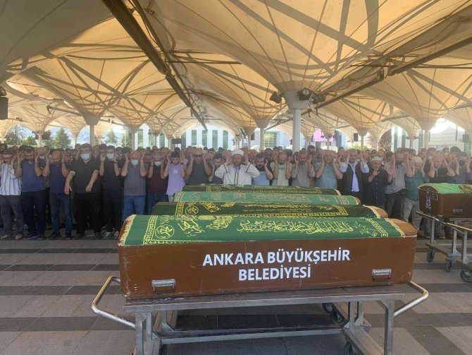 İ̇ş Yerinde Silahla Vurularak Öldürülen Kuyumcu Toprağa Verildi