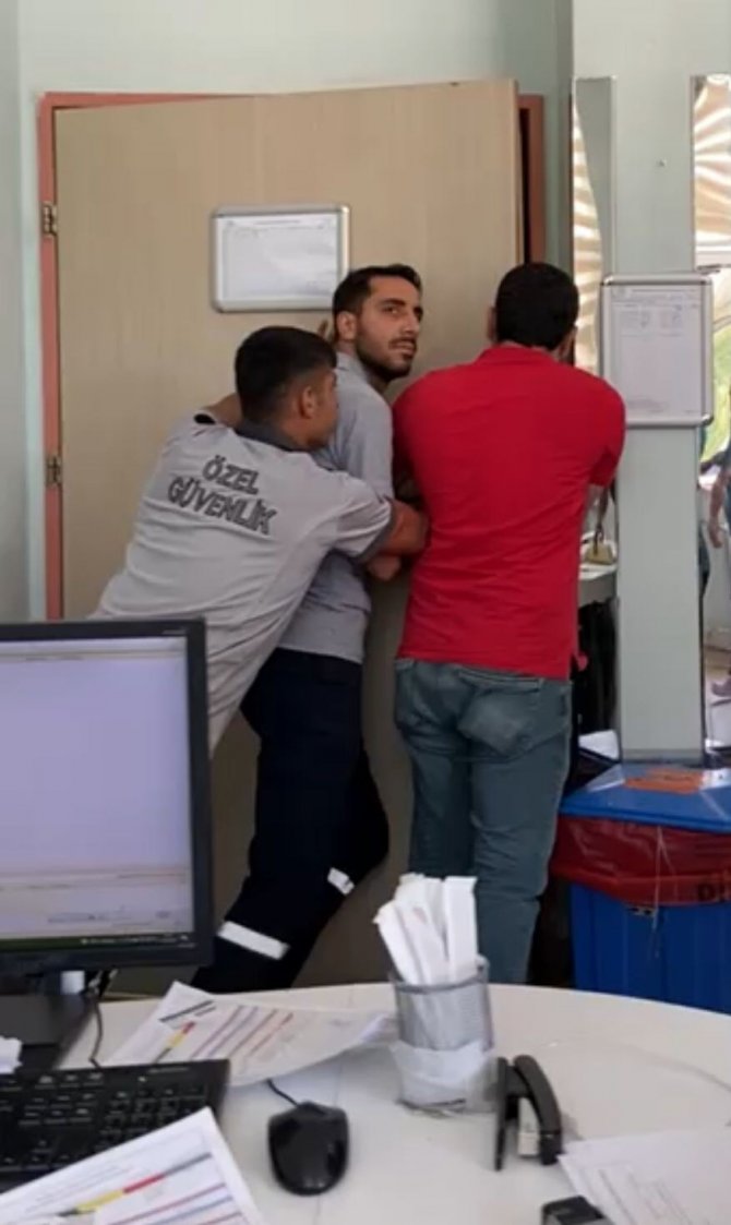 Batman’da Hasta Yakınları İle Sağlık Çalışanları Arasında Arbede