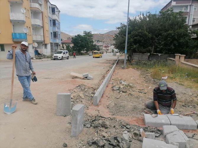 Bayburt’ta Eski Kaldırımlar Yenileniyor