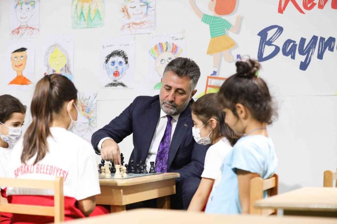 ‘Basamak’ Yaz Okulları İçin Kayıtlar Başlıyor