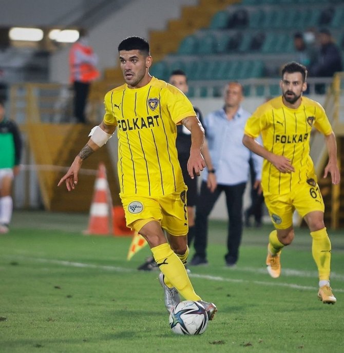 Bucaspor, Osman Işıklı’yı Batman’a Kiraladı